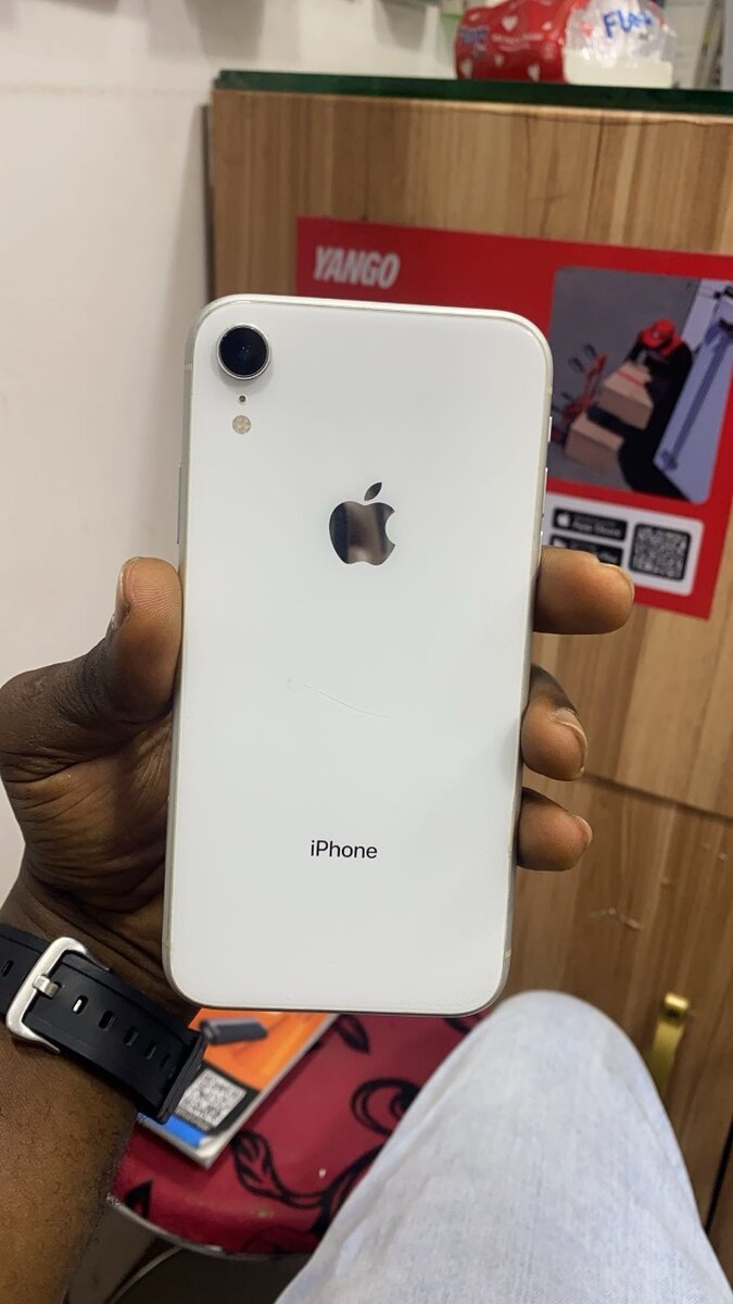 iPhone XR
