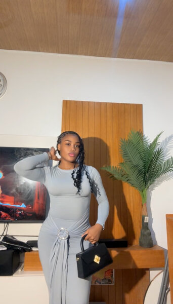 Robe Midi Élégante Femme