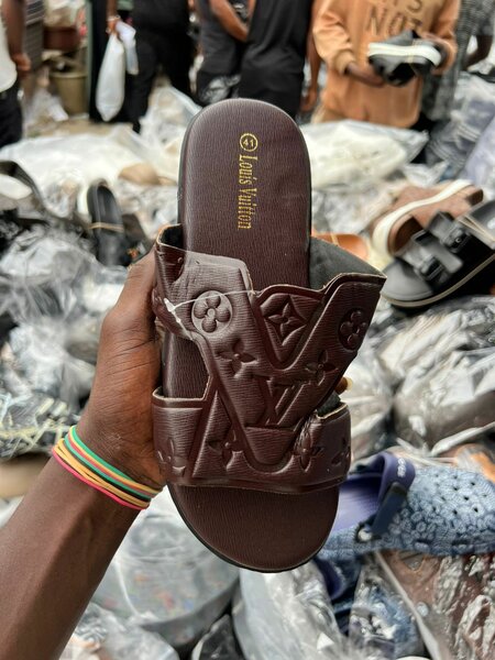 Sandales en cuir élégantes