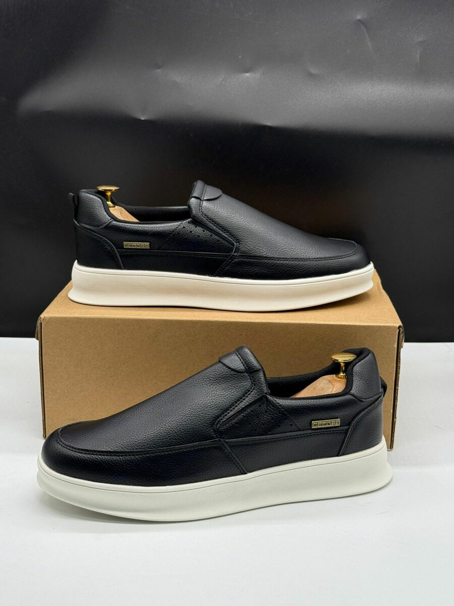 Chaussures Slip-on Cuir Noir