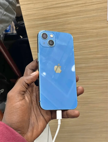 iPhone 13 Bleu