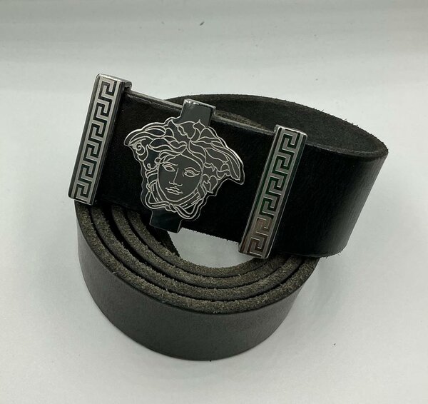 Ceinture en cuir noir élégante