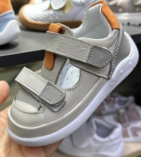 Мягкие, кожаные сандалии для самых маленьких 🧡