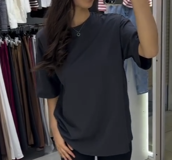 Черная футболка оверсайз