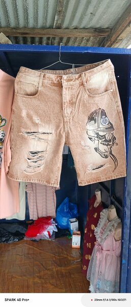 Short en jean imprimé