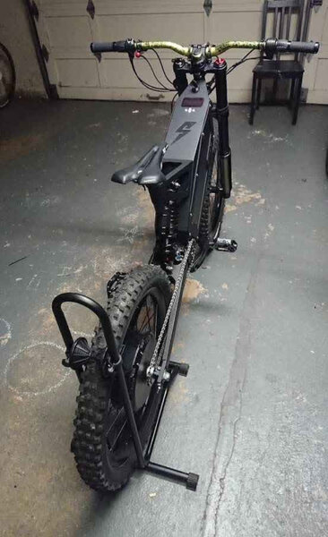 VTT électrique tout-terrain puissant