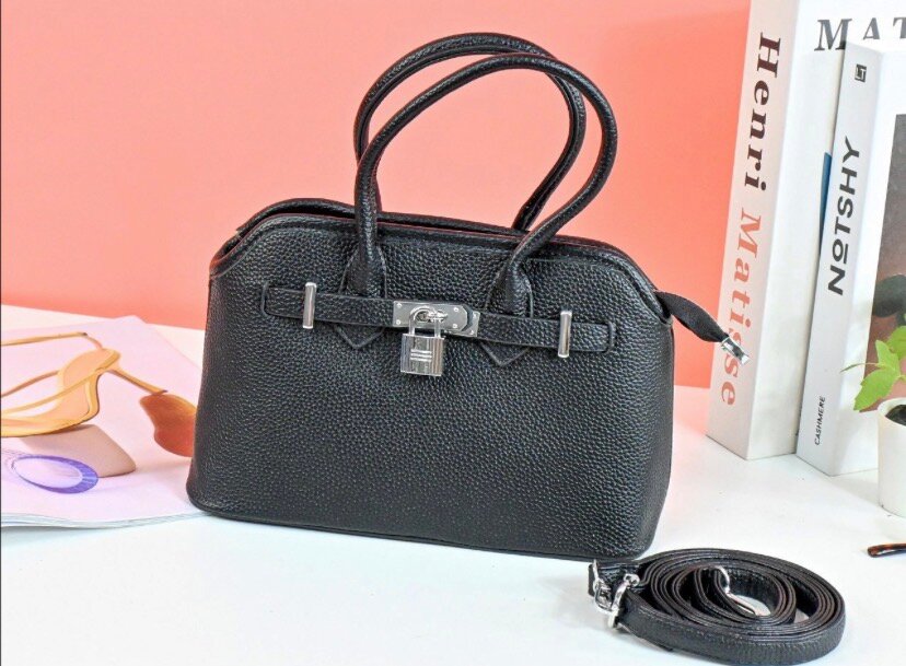 Sac à main cuir élégant