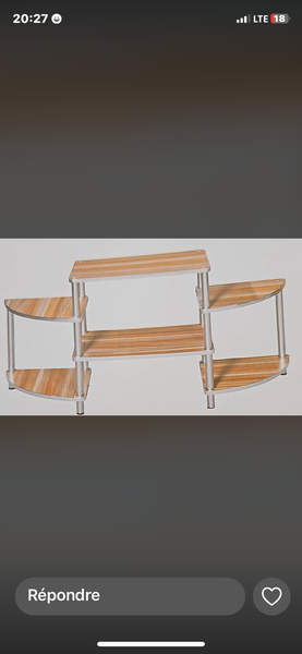 Étagère murale en bois moderne