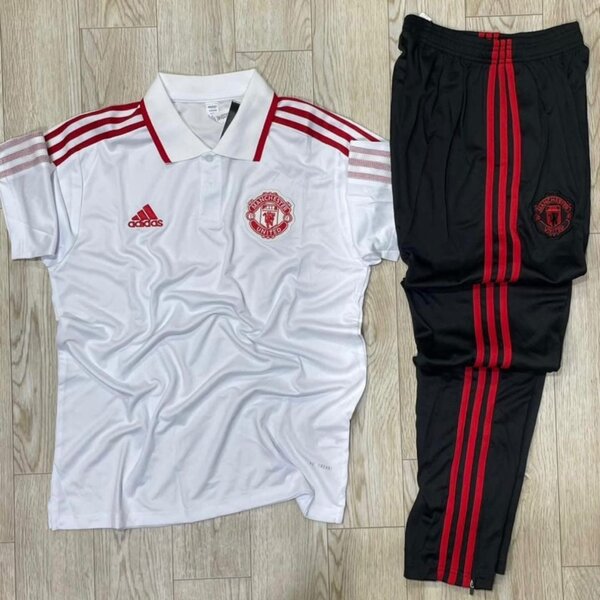 Tenue de Football Club