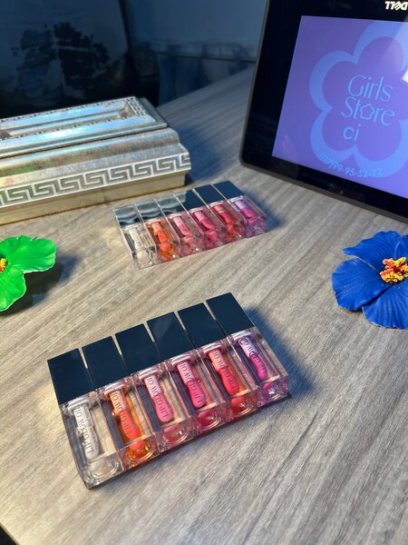 2 brillants à lèvres