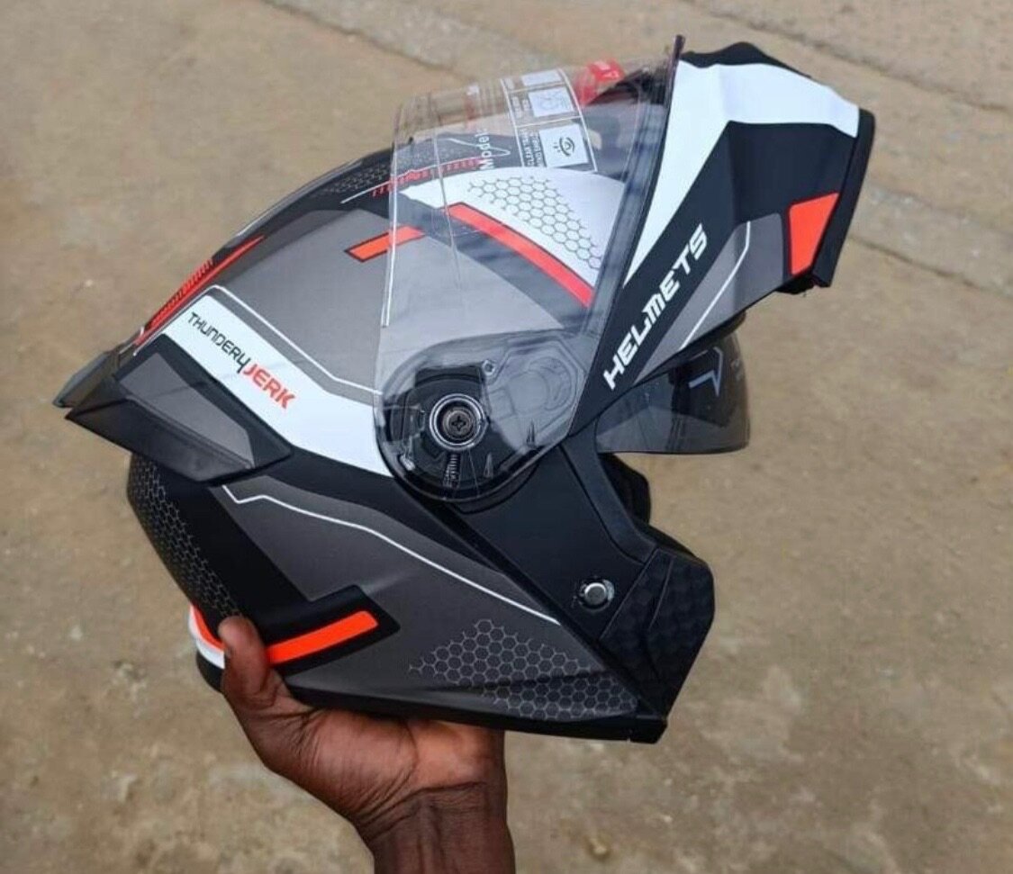 Casque Moto Intégral Sécurisé