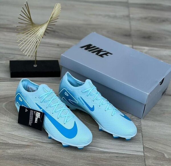 Chaussures de Football Nike