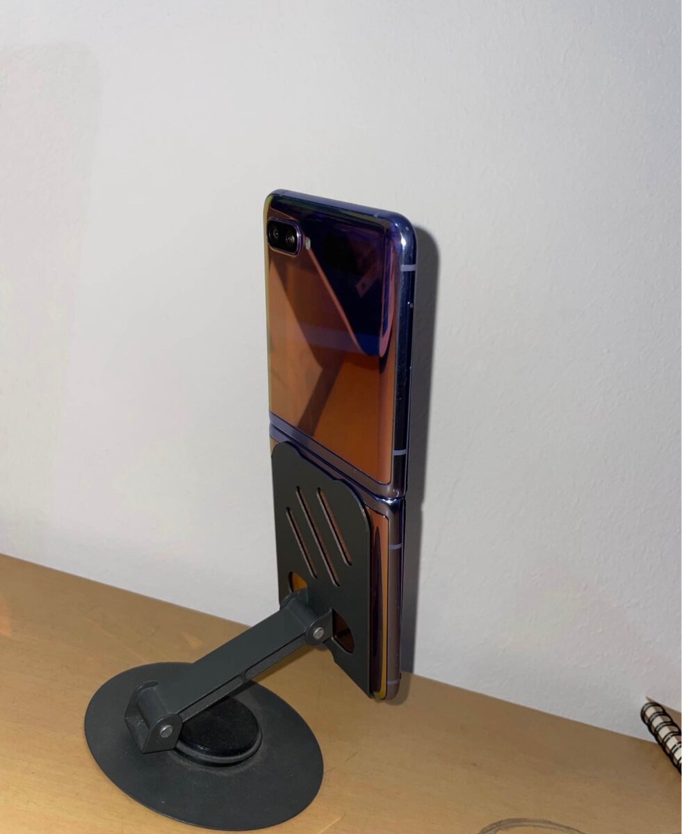 Support magnétique pour smartphone