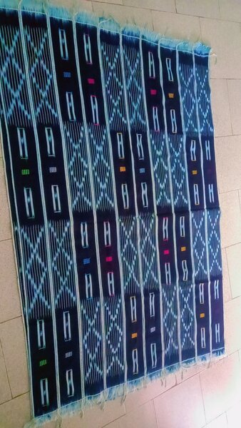 Tapis en coton rayé coloré