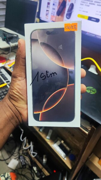 iPhone 15 Pro Max - Neuf  1Ter