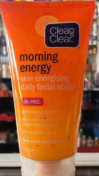 CLEAN & CLEAR  DAILY FACIAL SCRUB 150ML