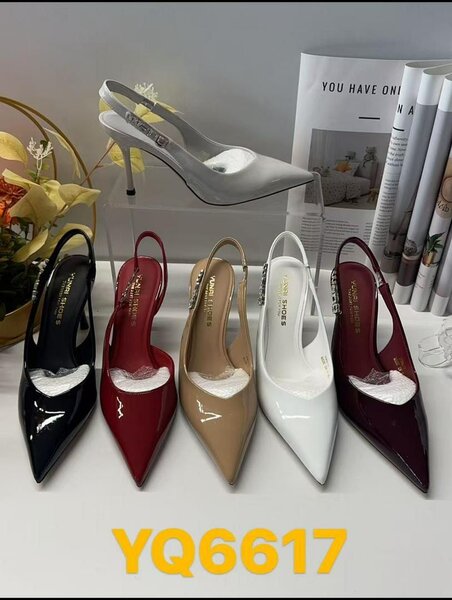 Talons aiguilles modernes femme