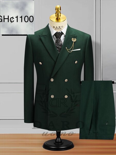 Daro Double Breasted Suit