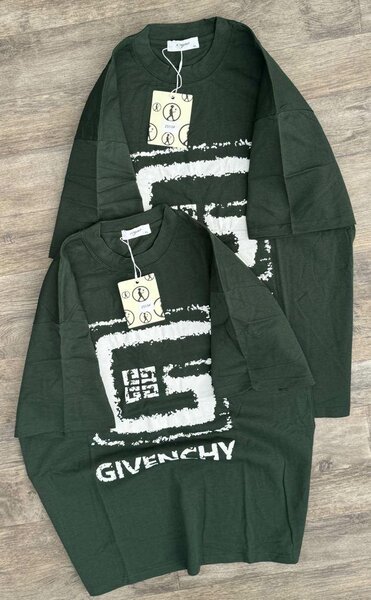 T-shirts assortis pour couple