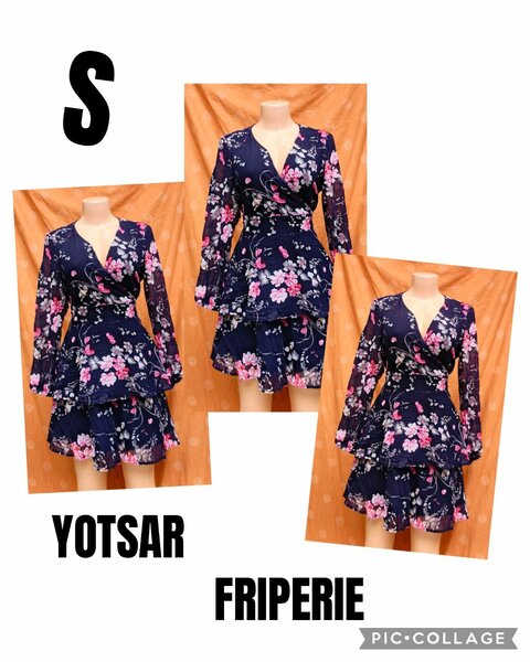 Robe fleurie bleue élégante