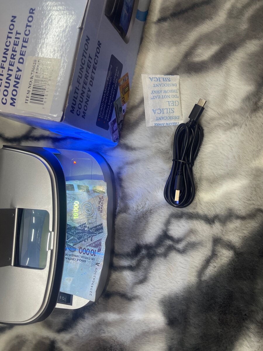 Détecteur de faux billets rechargeables