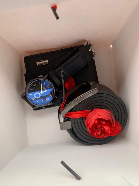 Valentine combo k400,300 and k180