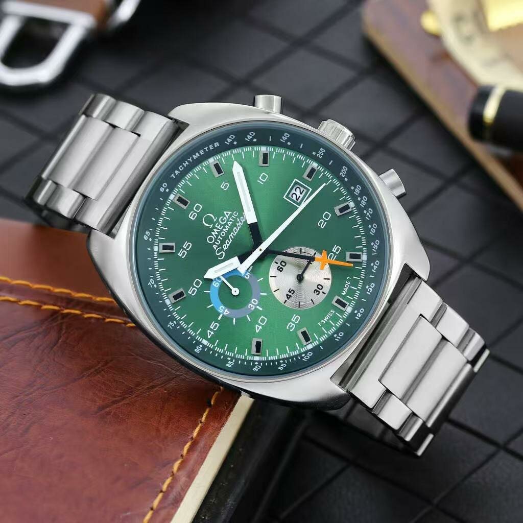 Montre chronographe élégante