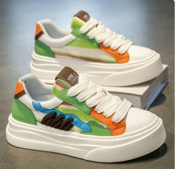 Baskets colorées tendance