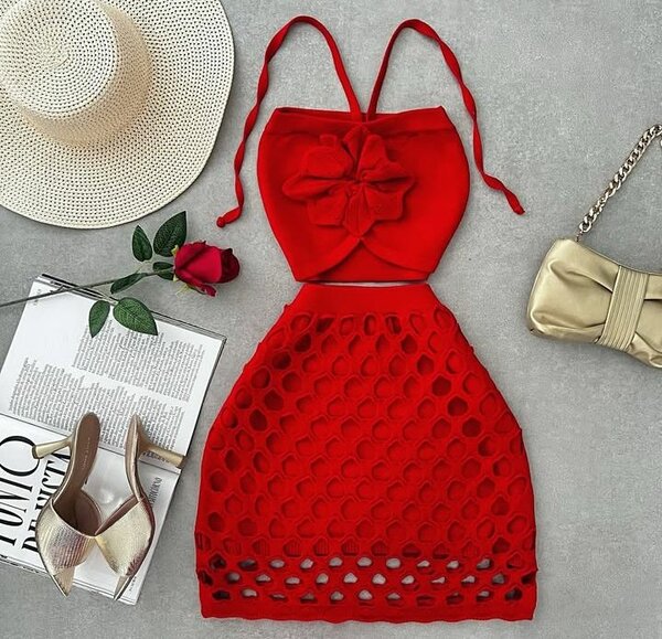 Simple Outfit Can Be Used On Val's Day