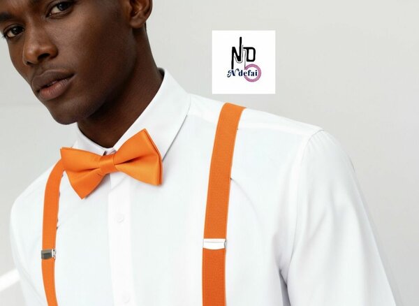 Nœud papillon et bretelles