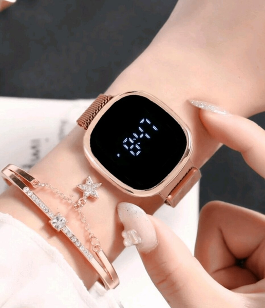 Montre connectée tactile rose or