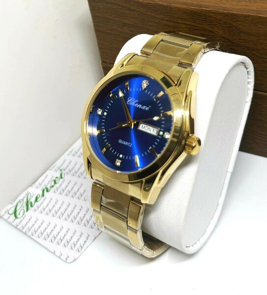 Une montre luxe HOMME