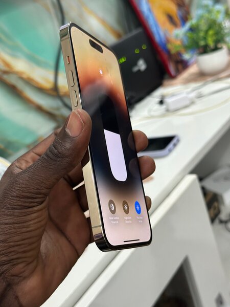 iPhone 14 Pro Max 128giga coli