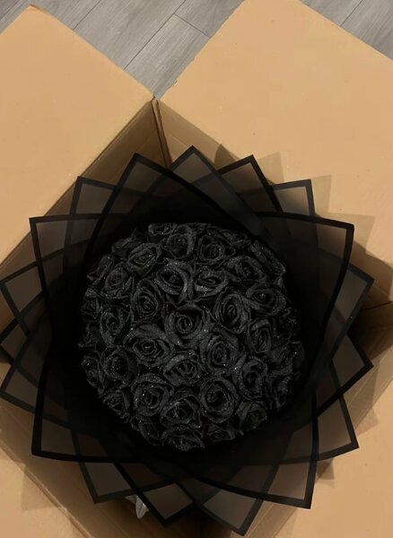 Bouquet de roses noires