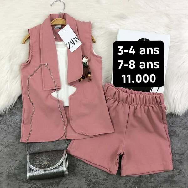 Tenue élégante fille