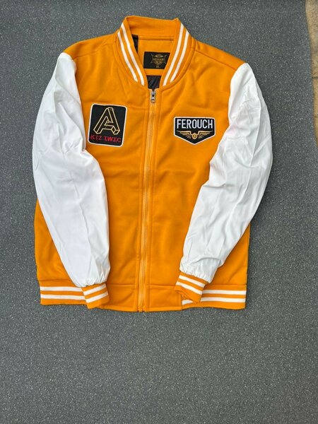 Blouson varsity orange et blanc