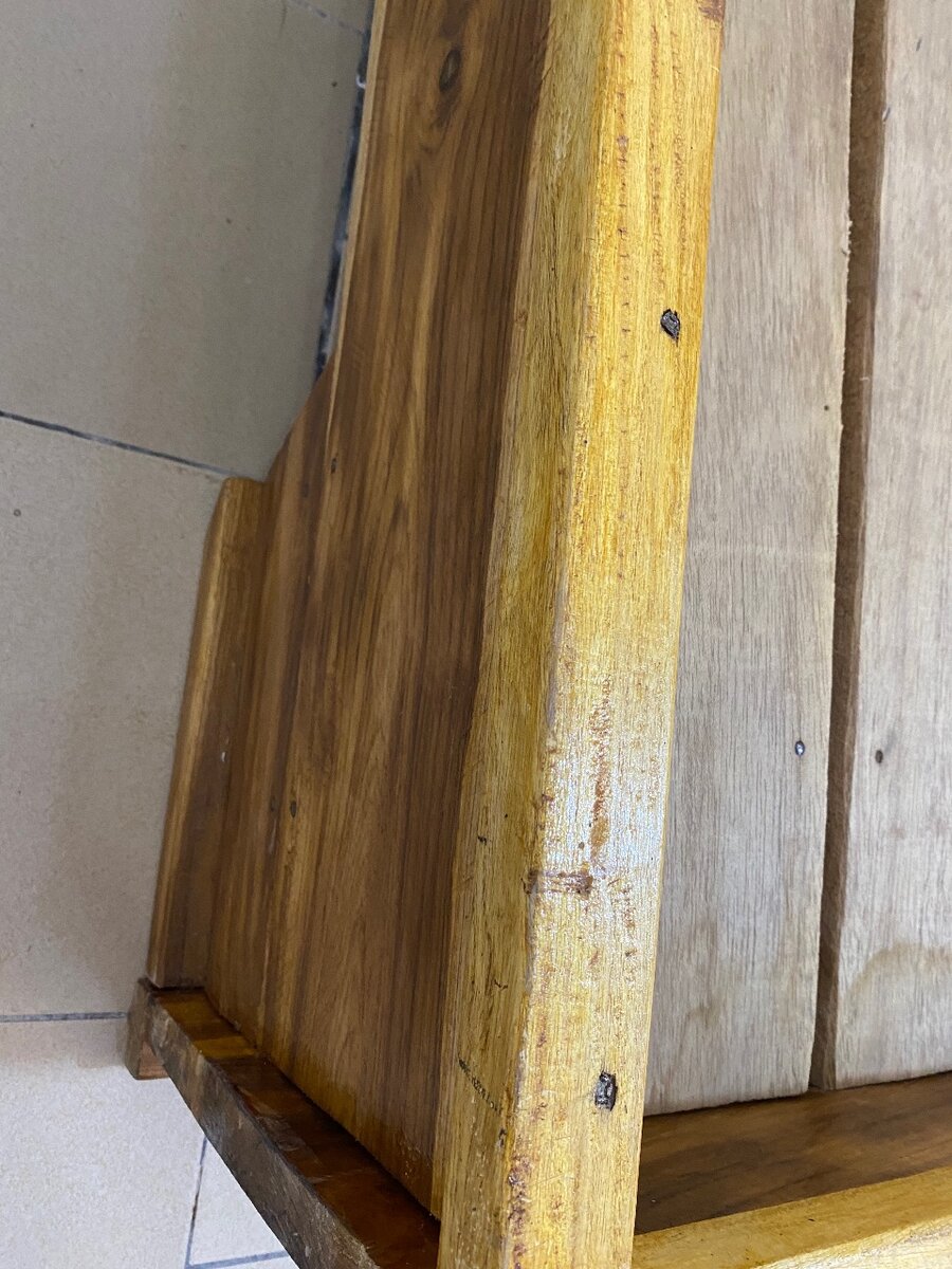 Lit 2 places très confortable avec bon bois