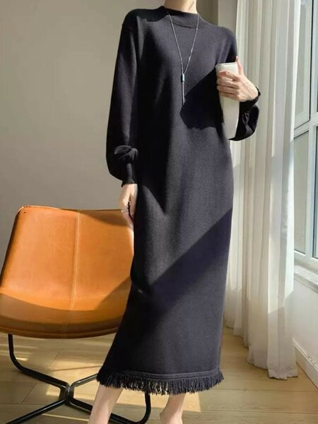 Трикотажные трендовые платья