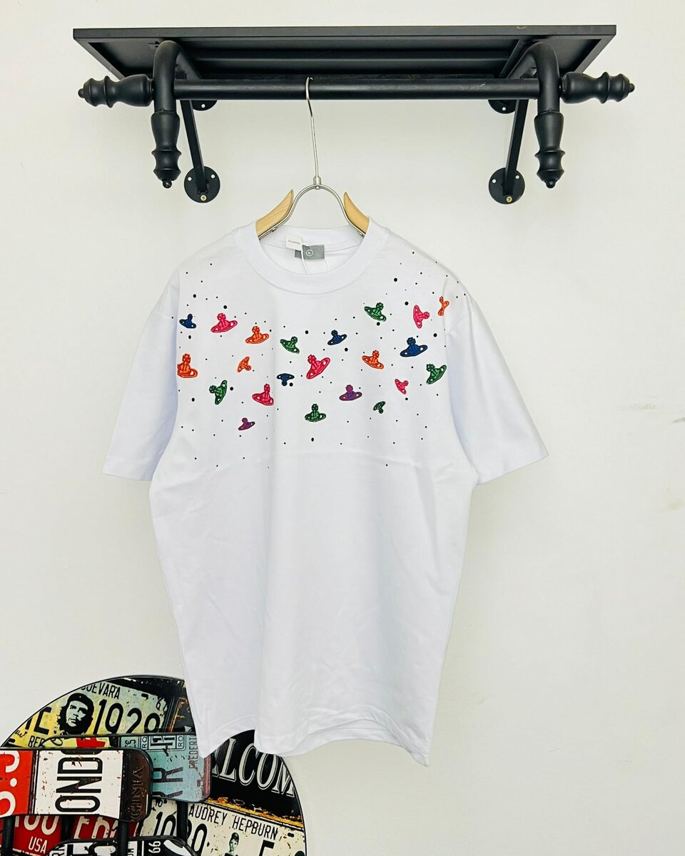 Fashionable T-shirts