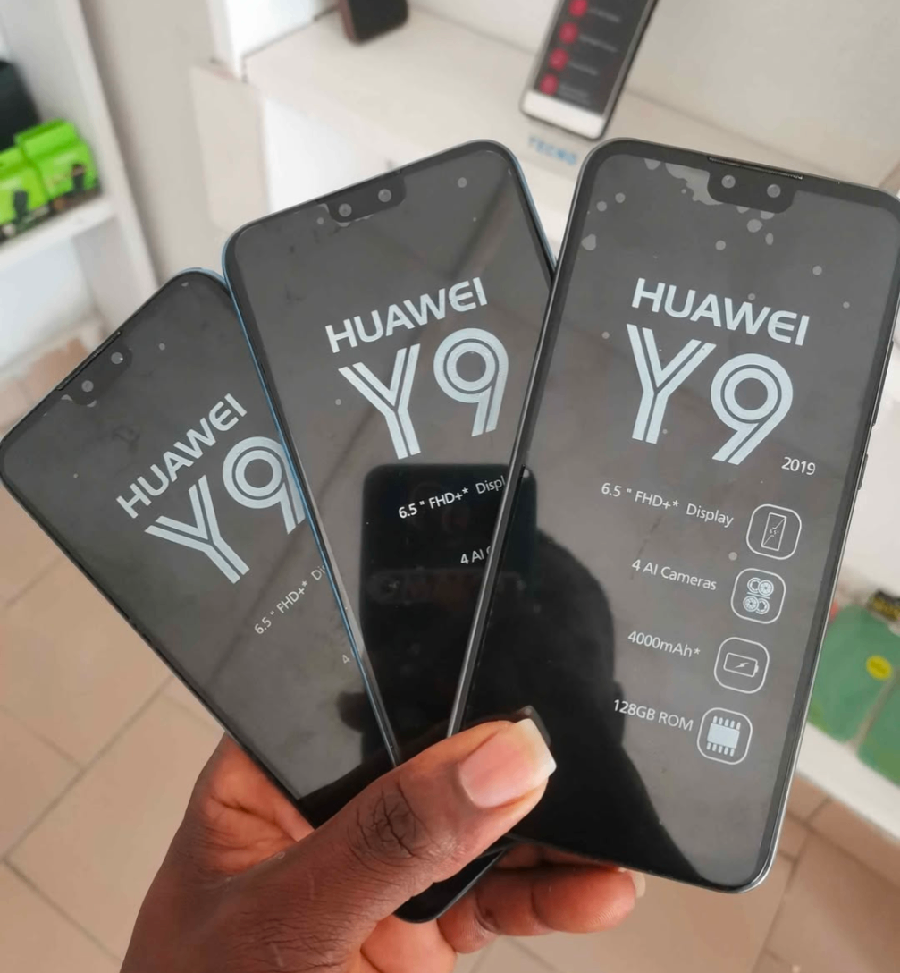 Téléphone Huawei Y9 2018