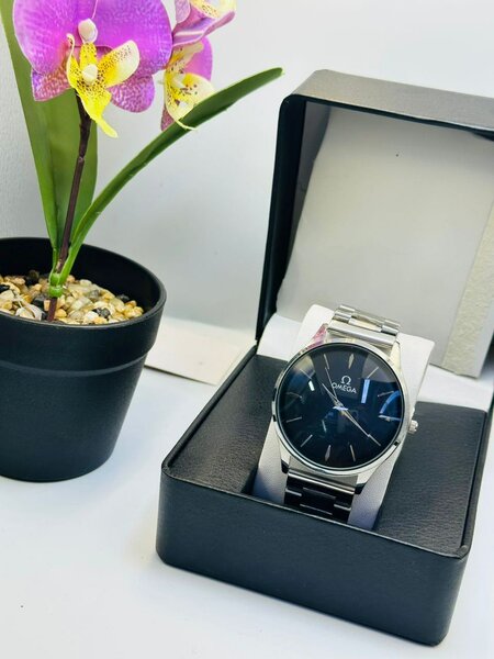 Montre Daniel Wellington homme argent noir