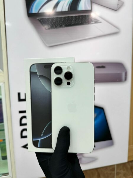 iPhone 16 pro max Blanc Neuf