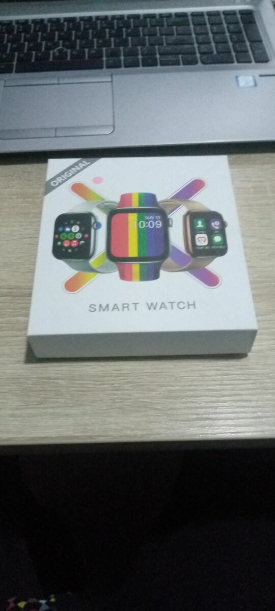 REDUCED TO CLEAR!! T800 Smart Watch   Features: Calls, BT Mu