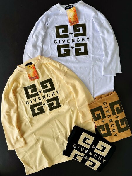 T-shirts style moderne