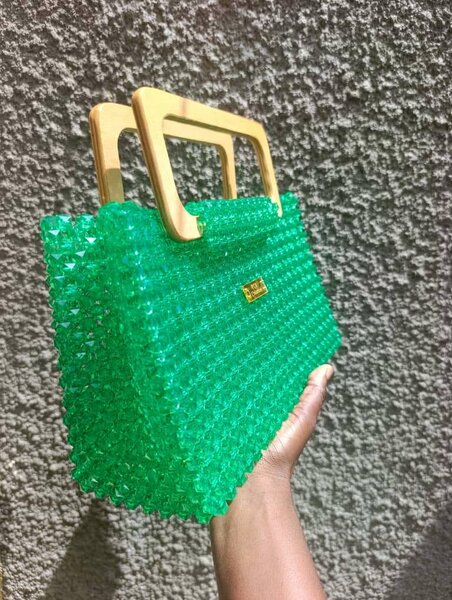 Sac à main en perles vertes