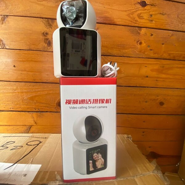 Cute wireless video calling camera