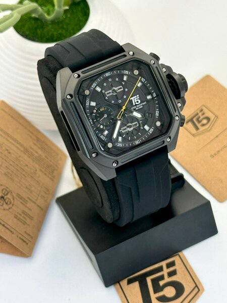 Montre Homme Design Sportif