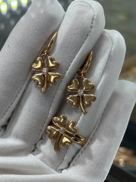 Набор из красного золота