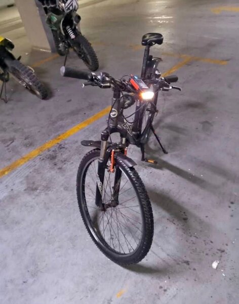 Vélo tout-terrain robuste