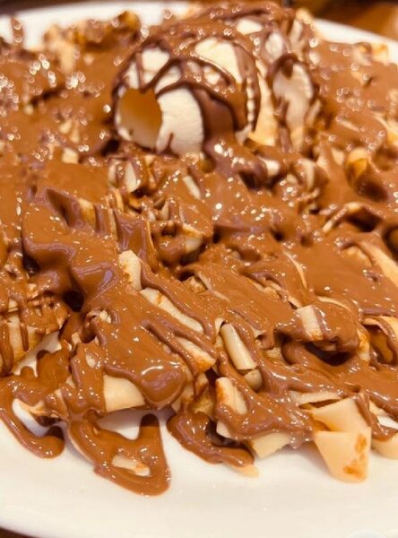 Crêpes au chocolat et glace